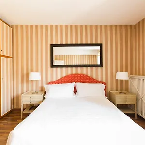 Montenapoleone - Sant Andrea Charme Penthouse , Milan Italy